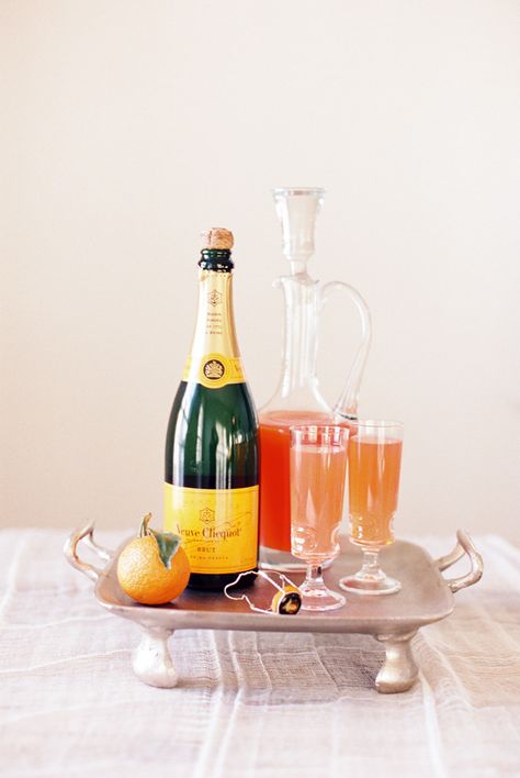 Orange Champagne Cocktail, Rustic Wood Table, Orange Champagne, Brunch Inspiration, Fresh Fruit Recipes, Champagne Cocktails, Cocktail Photography, Elizabeth Anne, Perfect Brunch