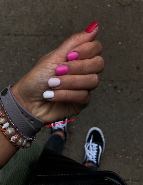 ❤️💕🤍 colorful nailart red pink short white nude matte matt | instagram: katarzyna.honorata 🙅🏼‍♀️ no nailartist, just for fun 🥳 Pink Red White Nails, Red White Nails, Multi Colored Nails, Nailart Red, Matt Nails, Red And White Nails, Gel Nail Extensions, Nail Extensions, Gel Nail