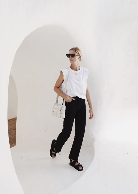 BLACK LANZAROTE SAND - Mija Chanel Dad Sandals Outfit, Dad Sandals Outfit, Chanel Dad Sandals, Sandal Outfits, Redone Denim, Denim Chanel, Dad Sandals, Wardrobe Nyc, Buckle Outfits