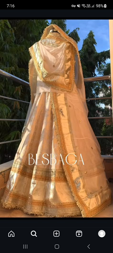 Rajasthani Traditional Dress, Congratulations Wallpaper, Lehnga Look, Fancy Dress Material, Rajasthani Bride, Rajasthani Dress, Desi Dress, Ethnic Wears, Rajputi Dress