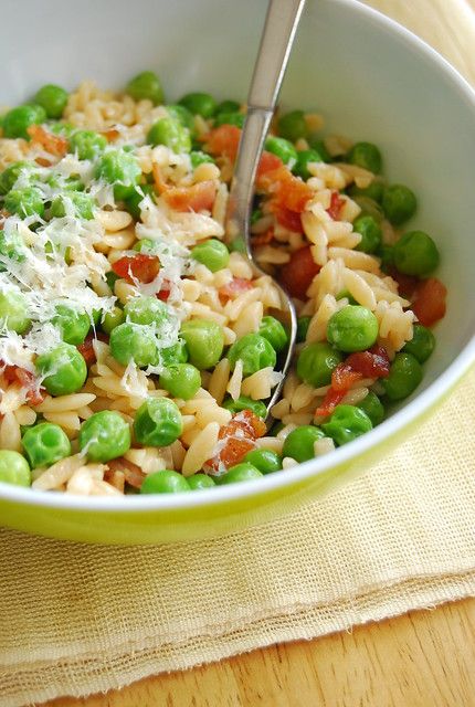 Bacon & Peas with Orzo Bacon Peas, Green Veggies, World Recipes, Eat Smarter, Chef Recipes, Edamame, Orzo, Easy Cooking, Healthy Lunch