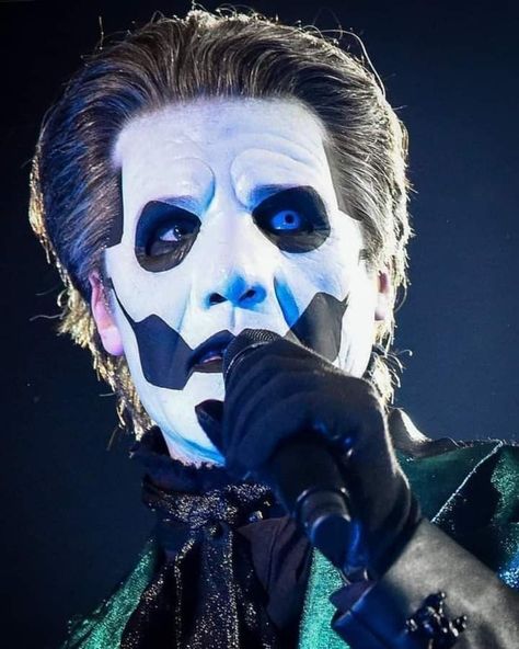 Papa Emeritus 4, Papa Emeritus Iv, Papa Emeritus, Ghost Papa, Rat Man, Band Ghost, Ghost And Ghouls, Ghost Bc, Ghost Pictures