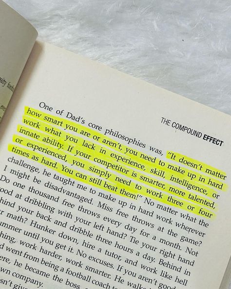 ✨“The Compound Effect” is a powerful guide to achieving success through the principles of consistency and small daily improvements. The book argues that success is not the result of big, dramatic actions, but rather the accumulation of small, consistent efforts over time. Drawing on personal anecdotes and research, it demonstrates how small changes in habits, behaviors, and mindset can lead to significant results in various aspects of life, including health, finances, relationships, and caree... Compound Effect Quotes, The Compound Effect Book, Compound Effect Book, Power Of Compounding, The Compound Effect, Positive Energy Only, Book Extracts, Compound Effect, Mental Growth