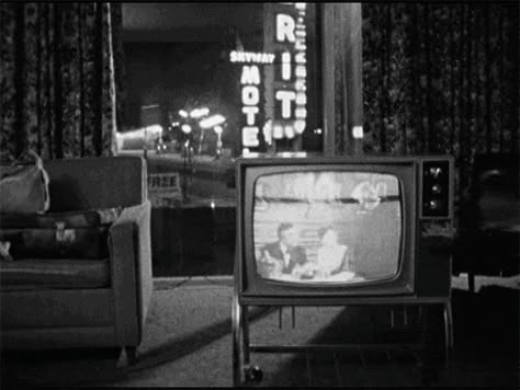 Wim Wenders, Beau Gif, Cinematic Composition, Aesthetic Gifs, Film Grab, Silent Film, Aesthetic Gif, Antique Photos, Film Stills