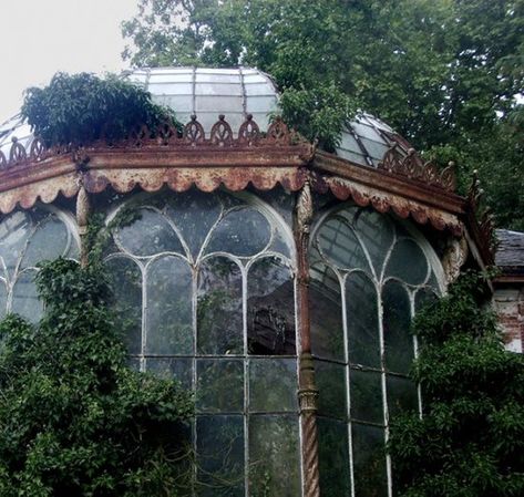 Beautiful old orangery - Gaudi-esque windows (love these) Houses Architecture, Glass Building, Abandoned Mansions, Old Building, Abandoned Buildings, Old Buildings, Abandoned Houses, Glass House, The Roof