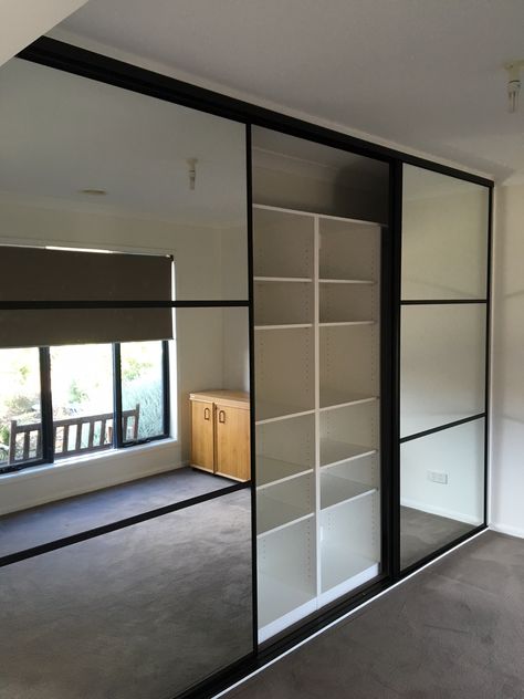 Built In Robes Sliding Doors, Slide Robes Ideas Built In Wardrobe, Luxury Bedroom Wardrobe, Modern Wardrobe Doors, Aesthetic Wardrobe Closet, Modern Wardrobe Design Sliding Doors, Wardrobe Shutter Design, Wardrobe Internal Design, Wardrobe Decor