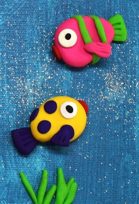 40 Cute DIY Polymer Clay Craft for Kids Crea Fimo, Clay Fish, Clay Crafts For Kids, Kids Clay, Fondant Animals, Fondant Figures, Modeling Clay, Clay Animals, Diy Clay Crafts