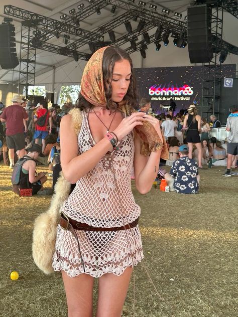 Doof Festival Outfits, Crochet Music Festival Outfit, Coachella Crochet Outfit, Pashmina Outfit Festival, Pashmina Rave Outfit, Festival Outfits Crochet, Rave Outfit Aesthetic, Festival Outfits Diy, Crochet Rave Outfit