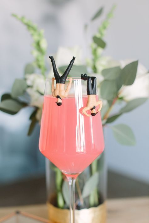 Cheap Bachelorette Party Favors, Party Favors Bachelorette, Bachelorette Pool Party, Party Website, Bachelorette Cups, Drink Markers, Drink Marker, Bachelorette Party Planning, Bridal Bachelorette Party