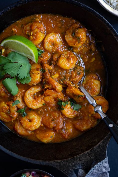 Prawn Curry Indian, Curry Prawns, Prawn Curry Recipe, Prawns Curry, Vegetable Masala, Prawn Masala, Prawns Recipe, Gluten Free Chilli, Raw Prawns