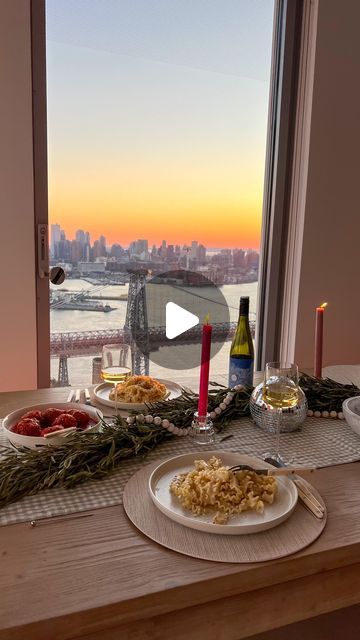 Meredith Hayden on Instagram: "not leaving my apartment season >>" Meredith Hayden Apartment, Meredith Hayden, My Apartment, Food Inspo, December 11, Leave Me, Pasta, Apartment, On Instagram