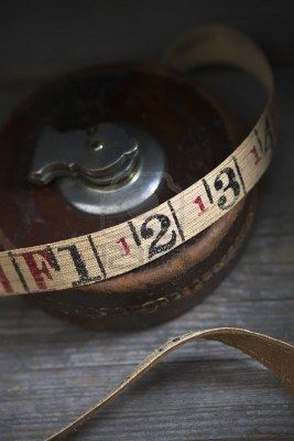 Grandpa's tape measure Wooden Workbench, Antique Scale, Yard Sticks, Good For Me, Old Letters, Tape Measures, Abc 123, Vintage Memory, Aged To Perfection