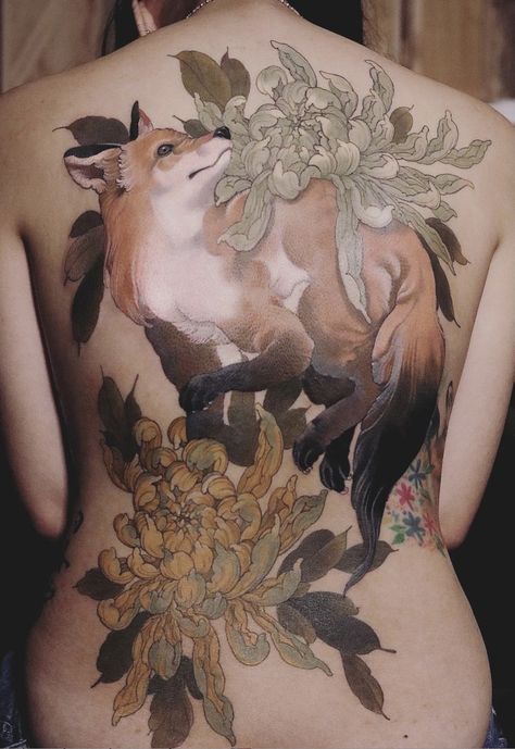 Fox In Flowers, Full Back Tattoo, Art Deco Tattoo, Backpiece Tattoo, Matching Best Friend Tattoos, Back Piece Tattoo, Type Tattoo, Sick Tattoo, Full Back Tattoos