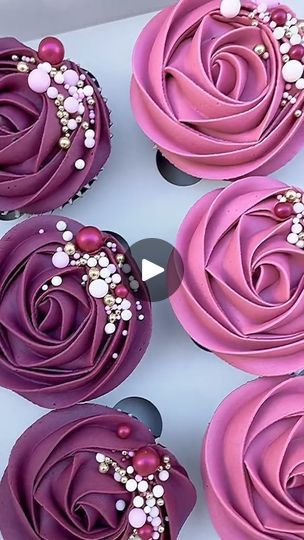 1.4M views · 36K reactions | Mary Confeitaria on Reels | Daniela Mlčúchová · Golden Hour Golden Hour Piano, Ombre Rosette Cake, Buttercream Rosettes, Rosette Cupcakes, Rosette Cake, Floral Cupcakes, Creative Cupcakes, Ombre Cake, Cake Decorating Piping