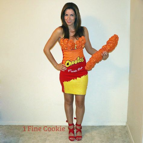 Diy Food Costumes, Cheetah Halloween Costume, Bag Of Cheetos, Food Halloween Costumes, Diy Couples Costumes, Themed Halloween Costumes, Best Couples Costumes, Make A Bag, Diy Costumes Women