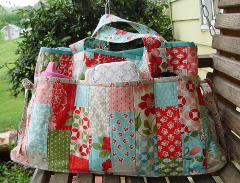 Diaper Bag Pattern Free, Diaper Bag Pattern, Diaper Bag Sewing Pattern, Diy Diaper Bag, Stella Bag, Bag Pattern Free, Quilted Tote Bags, Baby Diaper Bags, Diaper Bag Backpack