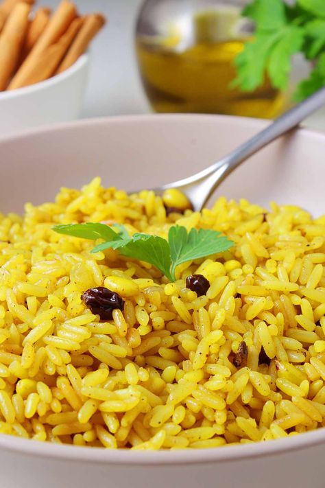 GREEK YELLOW RICE - SMYRNA PILAF - 30 days of Greek food Greek Rice, Stew Dinner, Seafood Lunch, Dinner Pies, Golden Rice, Yellow Rice, Dairy Free Eggs, Greek Dishes, Food Words