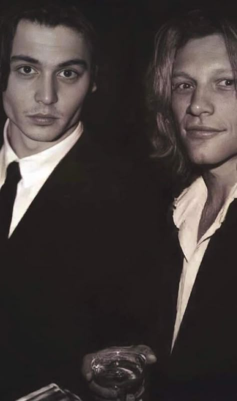 Bon Jovi 80s, Bon Jovi Always, Young Johnny Depp, Love This Pic, January 19, Mötley Crüe, Jon Bon Jovi, Pop Rock, Bon Jovi