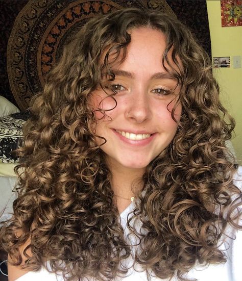 Curly Hair Bangs Face Framing, Long Curly Haircuts With Curtain Bangs, Natural Curls Curtain Bangs, Curly Haired Curtain Bangs, Long Curtain Bangs Curly Hair Natural, Face Framing Layers 2c Hair, Natural Curly Curtain Bangs, Natural Curls With Curtain Bangs, Naturally Curly Curtain Bangs Short Hair