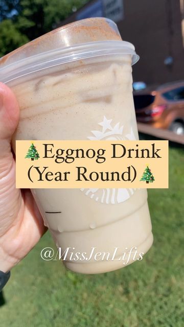 Eggnog Starbucks Drinks, Macro Friendly Starbucks, Starbucks Drinks Healthy, Eggnog Latte Recipe, Christmas Drinks Nonalcoholic, Chai Tea Latte Starbucks, Eggnog Drinks, Eggnog Latte, Iced Chai Tea Latte