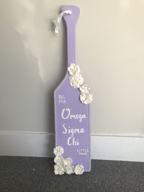 Paddle I made for my little’s initiation! Resin Paddle Sorority, Purple Paddle Sorority, Purple Sorority Paddles, Sorority Paddles Ideas Simple, Sorority Paddles Ideas, Paddle Sorority Big, Phi Mu Crafts, Greek Paddles Sorority, Big Little Reveal Themes