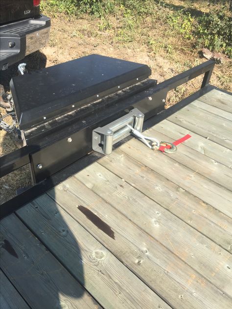 Winch tool box Trailer Toolbox Ideas, Trailer Winch Mount Ideas, Diy Utility Trailer, Utility Trailer Upgrades, Car Hauler Trailer, Work Trailer, Jeep Trailer, Car Hauler, Atv Trailers