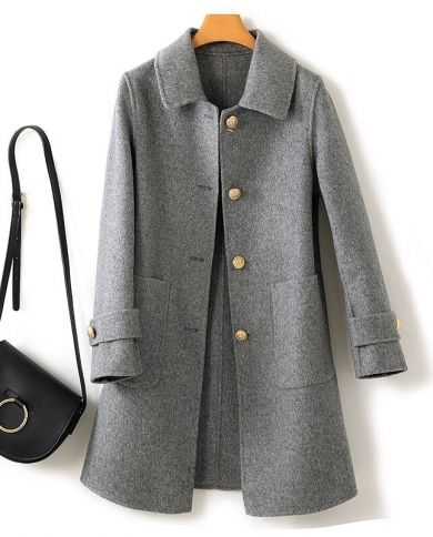 Palto Woman, Long Coats For Women, Womens Dress Coats, Girls Dresses Diy, Style At A Certain Age, Fashionable Work Outfit, Coat Women Fashion, Sixties Fashion, Long Coats