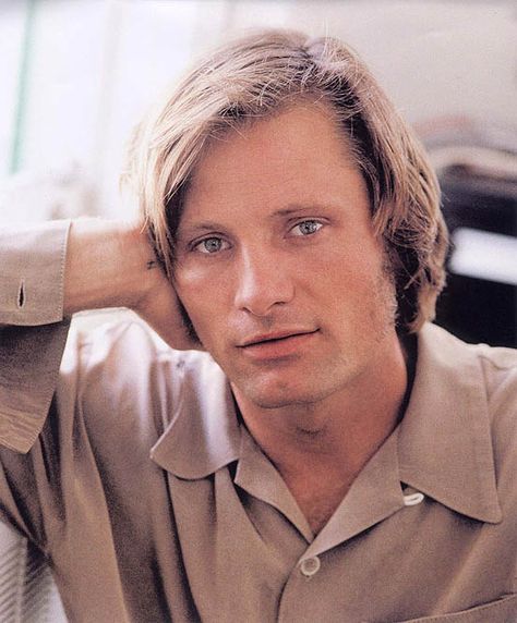 viggo mortensen Vigo Mortensen, Viggo Mortensen, Gary Oldman, Hugh Dancy, Michael Fassbender, Favorite Actors, American Actors, Celebrities Male, Celebrity Crush