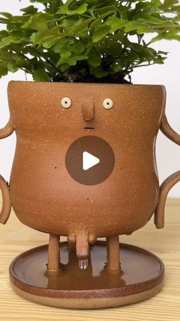 Plantcubby | Plant Decor  | Interior Design on Instagram: "Piss Pot 🪴 I have linked similar 3d printed pee planter if you're interested you can check it out.    This handmade stoneware planter pot prevents overwatering by peeing out your plant’s excess water🚿   The plant pictured is an Austral Gem Fern (Asplenium dimorphum x difforme) which prefers well-draining soils, so I figured it would be a perfect specimen to test out this planter prototype.   @artandsuchevan  #art #artandsuch #planter #plants #fern #ceramics #reels #viralvideos #explorepage" Interesting Plant Pots, Ceramic Pots For Plants, Pottery Plant Pots, Planter Plants, Clay Planter, Pottery Plant Pot, Clay Inspo, Ceramic Planter Pots, Clay Planters