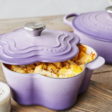 Millefeuille Recipe, Cocotte Recipe, Cast Iron Casserole, Le Creuset Cookware, Happy Design, Le Creuset, Dutch Oven, Kitchen Stuff, One Pot Meals