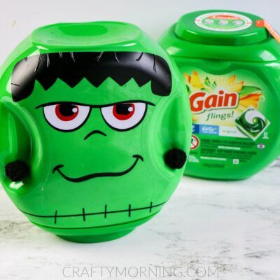 Glowing Gain Container Frankenstein Gain Pods Container Crafts, Laundry Pods Container Ideas, Cupcake Halloween Costumes, Tide Pods Container, Laundry Soap Container, Frankenstein Craft, Plastic Container Crafts, Detergent Container, Crafty Morning