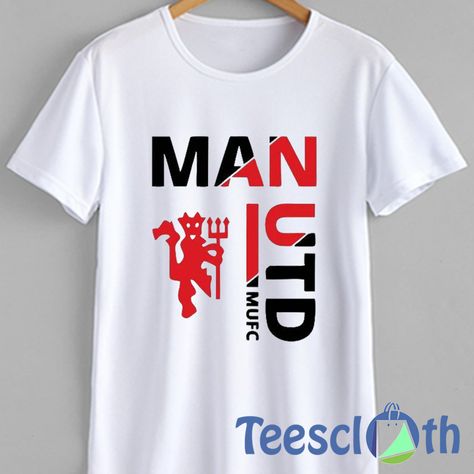 Manchester United T Shirt, Football Tshirt Designs, Personalized Tshirt, Manchester United Fans, T Shirt Time, English Football, Mini Drawings, Fan Shirts, Soccer Shirts