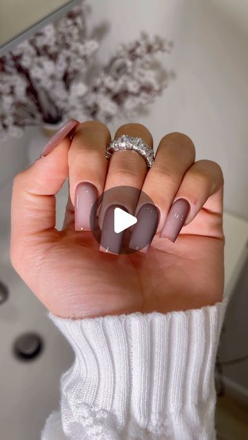 LN Nailed It on Instagram: "Will you wear this for fall ?! I’m obsessed it kind of looks 3d🤎🙊😍 do you want to see more fall? Looks or is it too early?
𝐀𝐋𝐋 𝐏𝐑𝐎𝐃𝐔𝐂𝐓𝐒 𝐅𝐑𝐋𝐌 𝐋𝐍𝐍𝐀𝐈𝐋𝐄𝐃𝐎𝐓.𝐂𝐎𝐌 
- RUBBER BASE 02 ALL NATURAL 
- BROWN FROM AYN FALL WINTER COLLECTION 
- NO WIPE TOP COAT 
- DETAIL BRUSH 
.
.
.
.

#nails #nailstyle #nailsdesign #nailslove #nailsalon #nailsmagazine #nailsonpoint #nailsoftheweek #nailporn #gelnail #nailsnailsnails #nailartlove #naildesigns #nailsdid #nailpro #naillove #acrylicnails #nailsonfleek #instanail #beautynails #nailselfie #naildesign #nailstagram #nailsofinstagram #nailsart #instanails #gelnails #nailsoftheday #nail #nailart" Long Thanksgiving Nails, Olive Green Nail Ideas, Acrylic Nails Chrome, Fall Nail Trends, Thanksgiving Nails, Nail Pro, Nails Magazine, Fall Nail Designs, Coffin Nails Designs