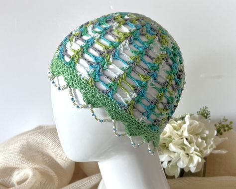 Crochet Flapper Hat, Blue White Art, Crochet Flower Hat, Juliet Cap, White Art Deco, Blue And White Art, Crochet Beanies, Flapper Hat, Beaded Hat