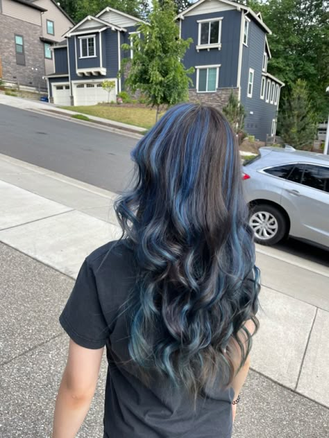 Dark Blue Hair Dye On Brown Hair, Dark Blue Hair On Brown Hair, Brown Hair Dark Blue Highlights, Brunette Hair Blue Highlights, Brown And Blue Balayage, Blue Dye On Brown Hair No Bleach, Navy Blue Chunky Highlights, Brown And Blue Hair Underneath, Blue And Brunette Hair