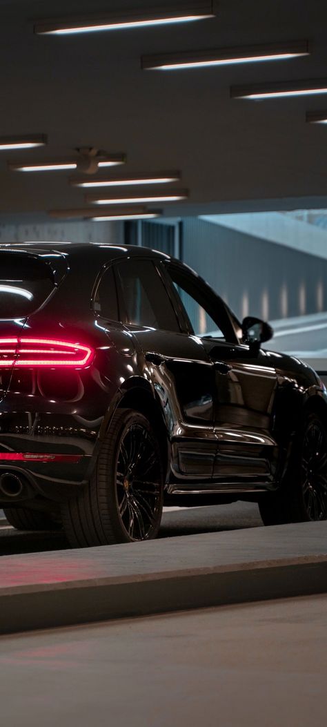 Cayenne Wallpaper, Porche Cayenne Wallpaper, Porsche Cayenne Wallpapers, Porche Macan 2024, Porsche Cayenne Black, Porche Cayenne 2024, Macan Porsche, Porsche Macan Aesthetic, Porsche Cayenne Aesthetic