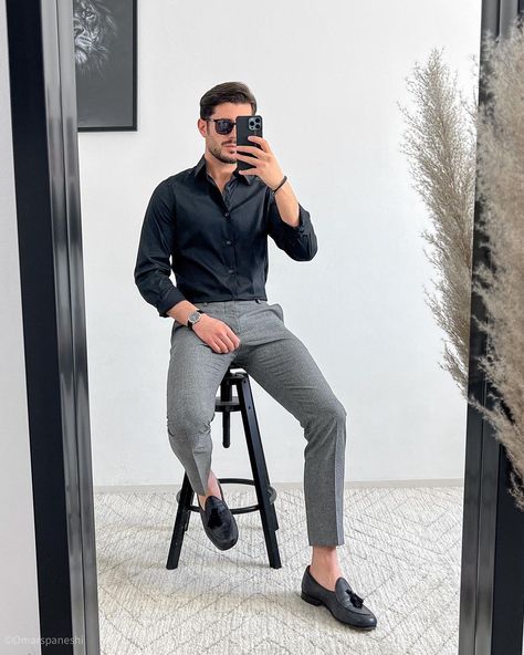 Mens Fashion | Omar Spaneshi’s Instagram photo: “Outfit of the day 🙌 Would you wear this look? Like and follow for more ❤️ #menswear #omarspaneshi #mensstyle #menstyle…” Wool Suits, Fashion Guide, Understated Luxury, Mens Style Guide, Old Money Style, Money Aesthetic, Cool Outfits For Men, Photo Outfit, Old Money Aesthetic