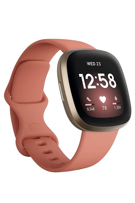 GPS, 24/7 Heart Rate, Alexa Built-in, 6+ Days Battery, Pink/Gold, One Size (S & L Bands Included) Iphone Beauty, Fitbit App, Fitbit Versa 3, Fit Bit, Bday Gifts, Training Routine, Fitness Smart Watch, Fitness Photos, Silicone Watch Band