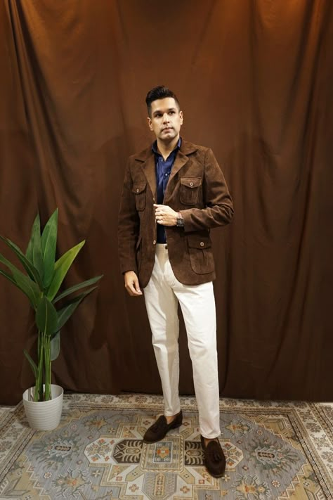 Brown Safari Jacket 
ซาฟารีแจคเก็ต
SVN BESPOKE Safari Jacket Outfit, Gentlemen Style, White Chinos, Classy Outfits Men, Safari Jacket, Brown Corduroy, Sports Blazer, Men Fashion Casual Outfits, Outfits Men