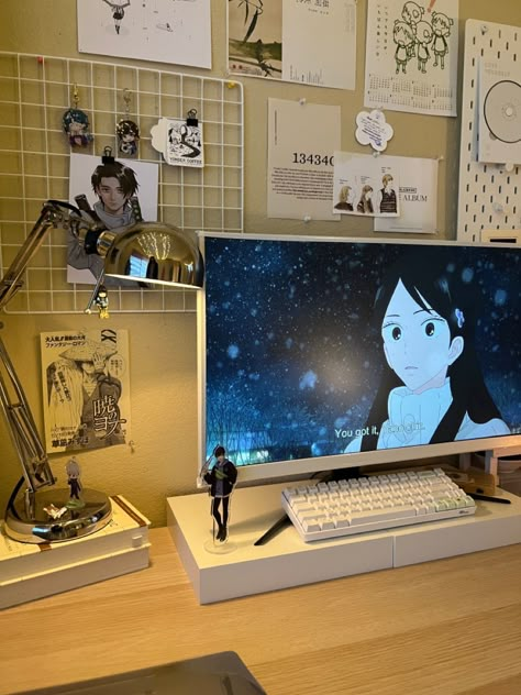 Anime Office Ideas, Anime Themed Room Aesthetic, Minimalistic Anime Room, Cozy Anime Room, Aesthetic Anime Room Ideas, Ghibli Themed Room, Studio Ghibli Bedroom Aesthetic, Anime Aesthetic Bedroom, Japan Room Aesthetic