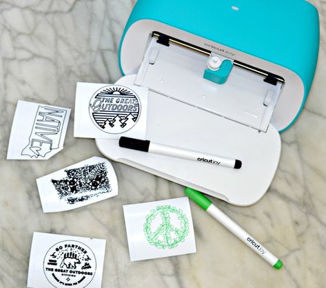 How to Make Stickers Using the Cricut Joy Crocus Joy Projects, Cricut Joy Stickers How To Make, How To Make Stickers With Cricut Joy, Circuit Joy Projects, Cricut Joy Stickers, Cricut Joy Project Ideas, Cricut Joy Projects, Cricuit Joy, Circut Joy