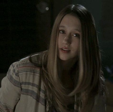 Violet Ahs, Violet Harmon, Tate And Violet, Taissa Farmiga, Violet Aesthetic, Violet Hair, Me As A Girlfriend, American Beauty, Horror Story