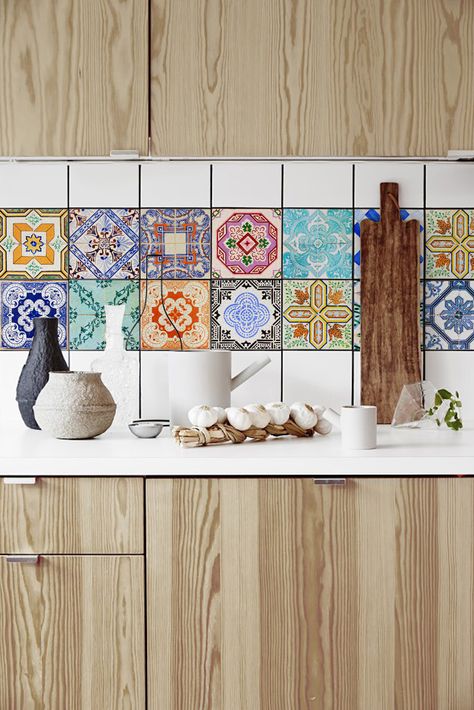 Make your kitchen a little folk this summer! #mandalas #mandala #porgutal #portugese #folk #walldecals #tiledecals #forkitchen #summer #colors #colorful #patterns #homedecor #homedesign #interiors #interiores Removable Tile, Black Interior Doors, Interior Tiles, Traditional Tile, Portuguese Tiles, Tile Stickers, Tile Decals, Retro Interior, Adhesive Tiles