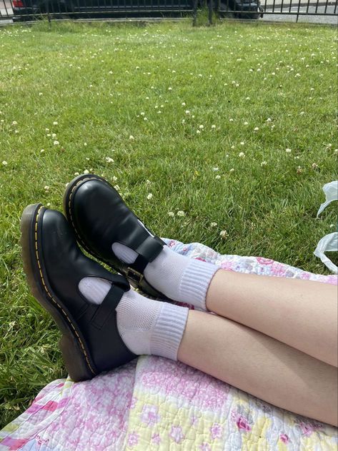 Mr Martens, Mary Jane Doc Martens, Doc Martens Aesthetic, Doc Martens Mary Janes, Dr Martens Mary Janes, Oxford Shoes Outfit, Wishlist 2024, Ugly Shoes, Ootd Inspo