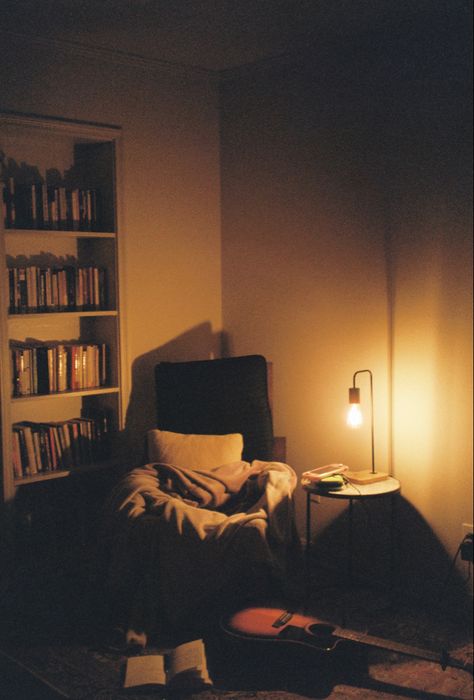 Night Office Aesthetic, Dimly Lit Room, Cinematic Bedroom Ideas, Night Room Aesthetic Dark, Cozy Apartment Night, Bedroom Cinematography, Person In Dark Room Photography, Low Light Room, Night Time Cinematography