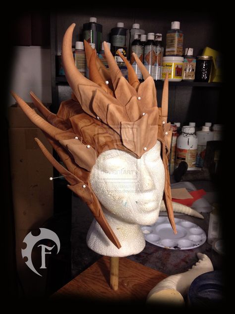 Frost Drake Crown WIP by Feral-Workshop.deviantart.com on @DeviantArt Swan Lake Odette, Odette Dress, Chicken Wire Art, Armadura Cosplay, Dragon Armor, Copper Dragon, Headpiece Diy, Dragon Costume, Cosplay Armor