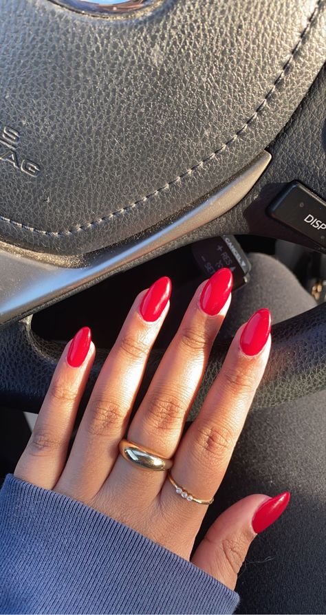 Red Almost Nails, Round Almond Acrylic Nails, Red Nails Inspo Almond, Strawberry Red Nails, Short Oval Red Nails, Raspberry Red Nails, Almond Shape Red Nails, Reddish Pink Nails, Pinky Red Nails