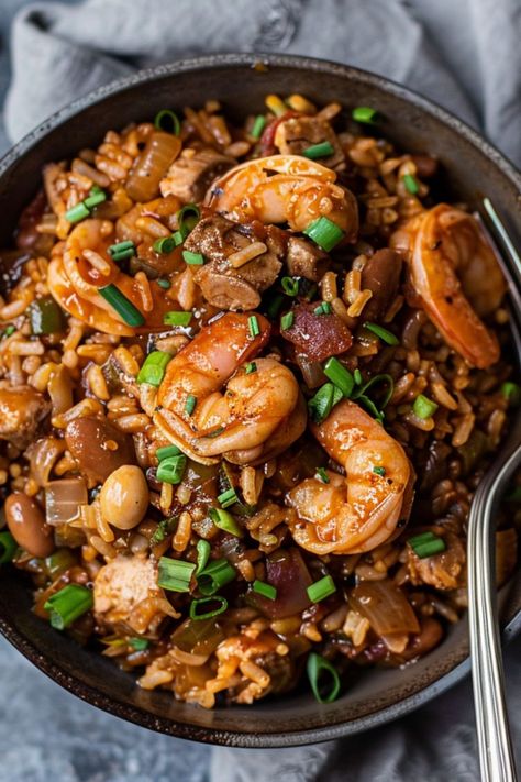 Cajun Jambalaya is a delicious and nutritious choice for any mealtime! 🍛🌶️ Made with tender shrimp, smoky sausage, and flavorful rice, this dish is a delightful blend of spicy flavors and hearty texture. Quick to prepare and bursting with savory goodness, Cajun Jambalaya is perfect for a refreshing lunch or satisfying dinner. Indulge in this vibrant twist on a classic favorite today! 😋🌿 #CajunJambalaya #SavoryMeals #HealthyEating #SpicyFlavors Pretty Lifestyle, Flavorful Rice, Cajun Jambalaya, Cajun Shrimp, Jambalaya, Food Obsession, Meal Time, Pretty Face, Breakfast Recipes