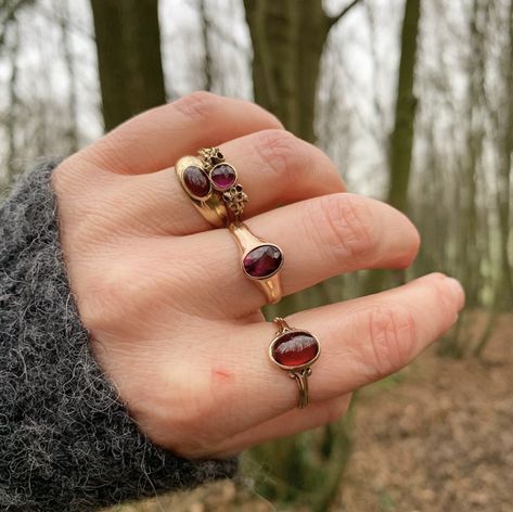 One of my favourite gemstones ❤️ #garnetrings #garnet #vintagegarnet #antiquegarnet Jewelry Mood Board, Luxe Jewelry, Three Rings, Contemporary Ring, Dope Jewelry, Classy Jewelry, Mom Jewelry, Funky Jewelry, Lovely Jewellery