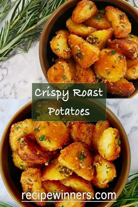 Making Roast Potatoes, Best Roast Potatoes, Crispy Roast Potatoes, Roasted Potato Recipes, Roast Potatoes, Christmas Lunch, Potato Side Dishes, Savory Recipes, Potato Dishes